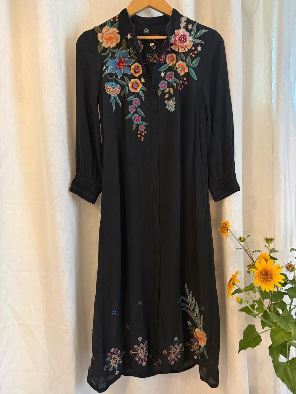 Johnny Was Workshop Silk Embroidered Midi Shirt Dress XS Black Boho Duster